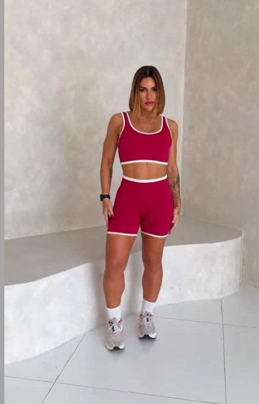 Conjunto academia short leg e top com vies contrastante