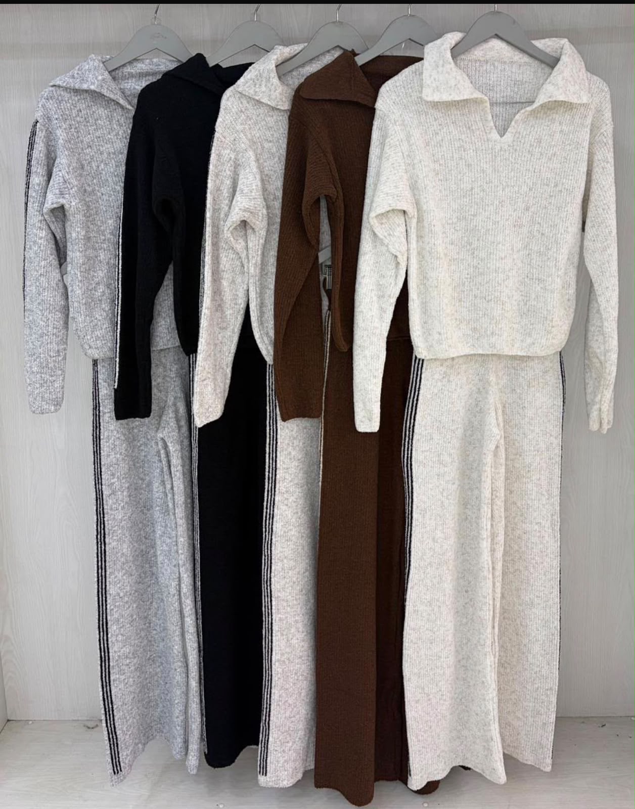 Conjunto Mousse Listra Lateral Gola Polo